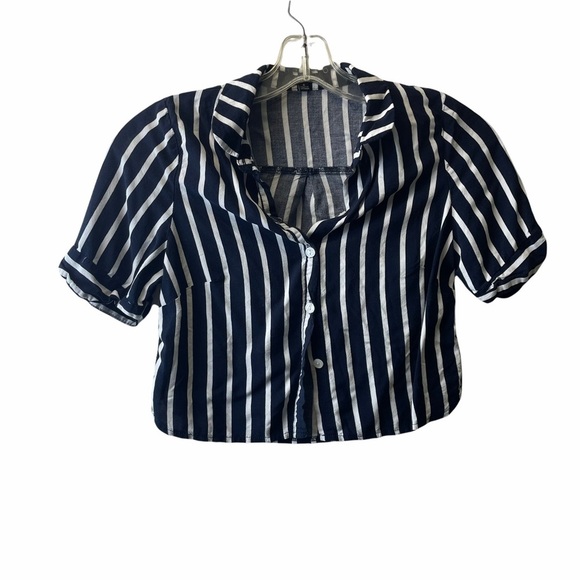 Timing crop top button up stripped top size small - Picture 1 of 5